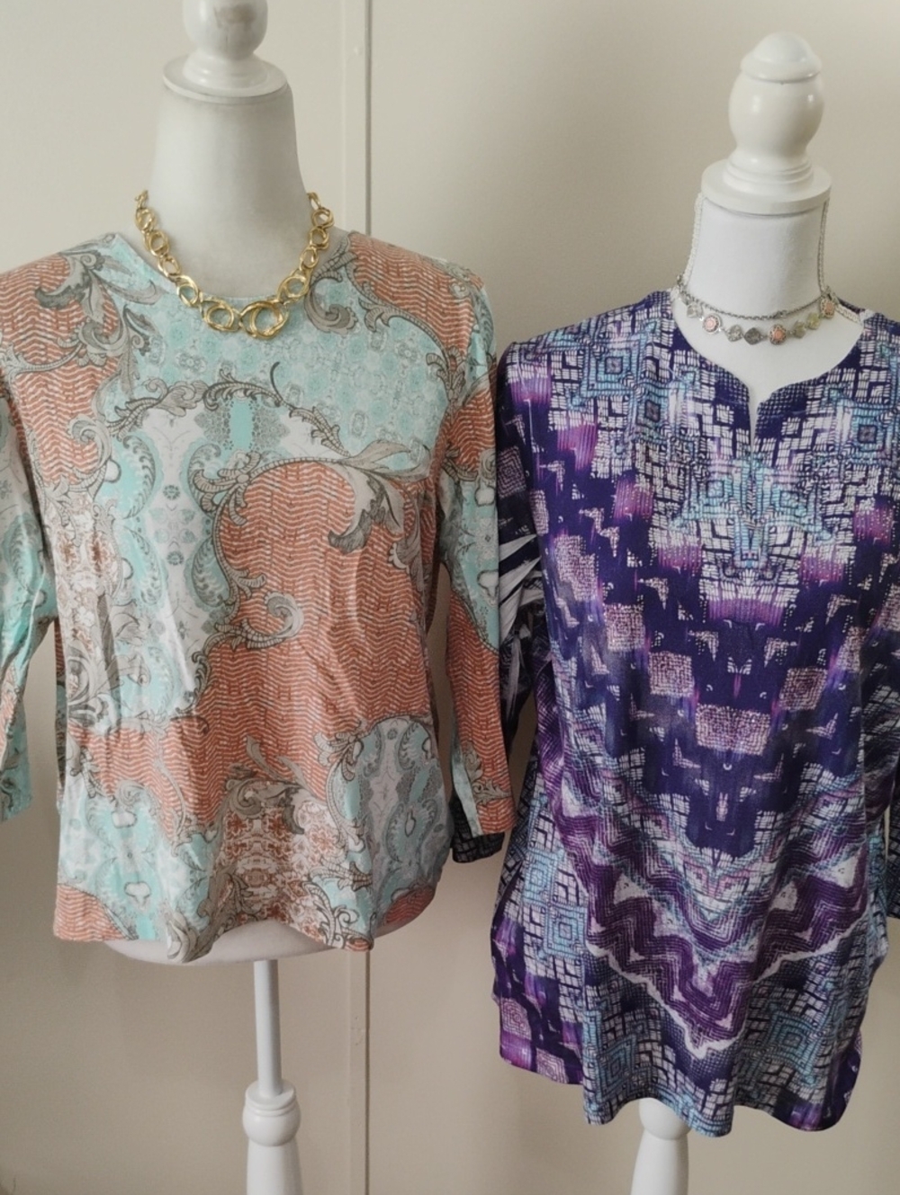 Chicos Printed Scoop-Neck Top in Purple & Peach